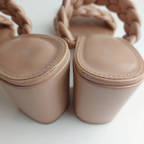 Madden girl womens heels open toe Sandals mule brawn size 6.5M - Picture 2 of 6